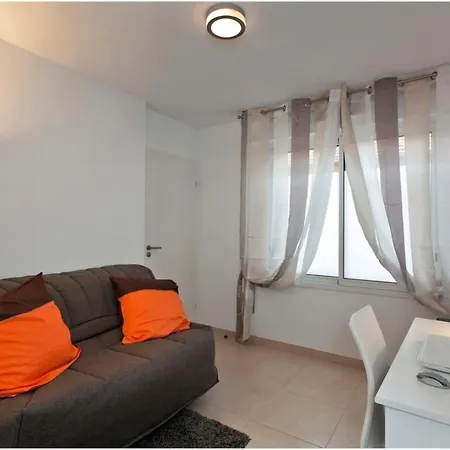 Ref 912 - Center - For Rent Apartment *
